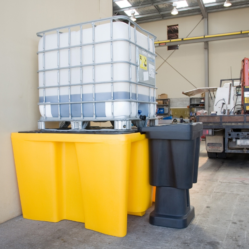 Jonesco Single IBC Spill Pallet Bund (with platform)