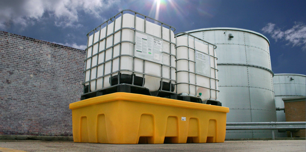 IBCs stored outside on a double IBC bund